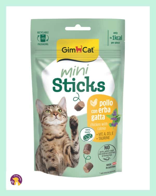 Gimcat Mini Sticks Kedi Otlu & Tavuklu Kedi Ödül Çubukları 50 gr Gimcat Mini Sticks Kedi Otlu & Tavuklu Kedi Ödül Çubukları 50 gr